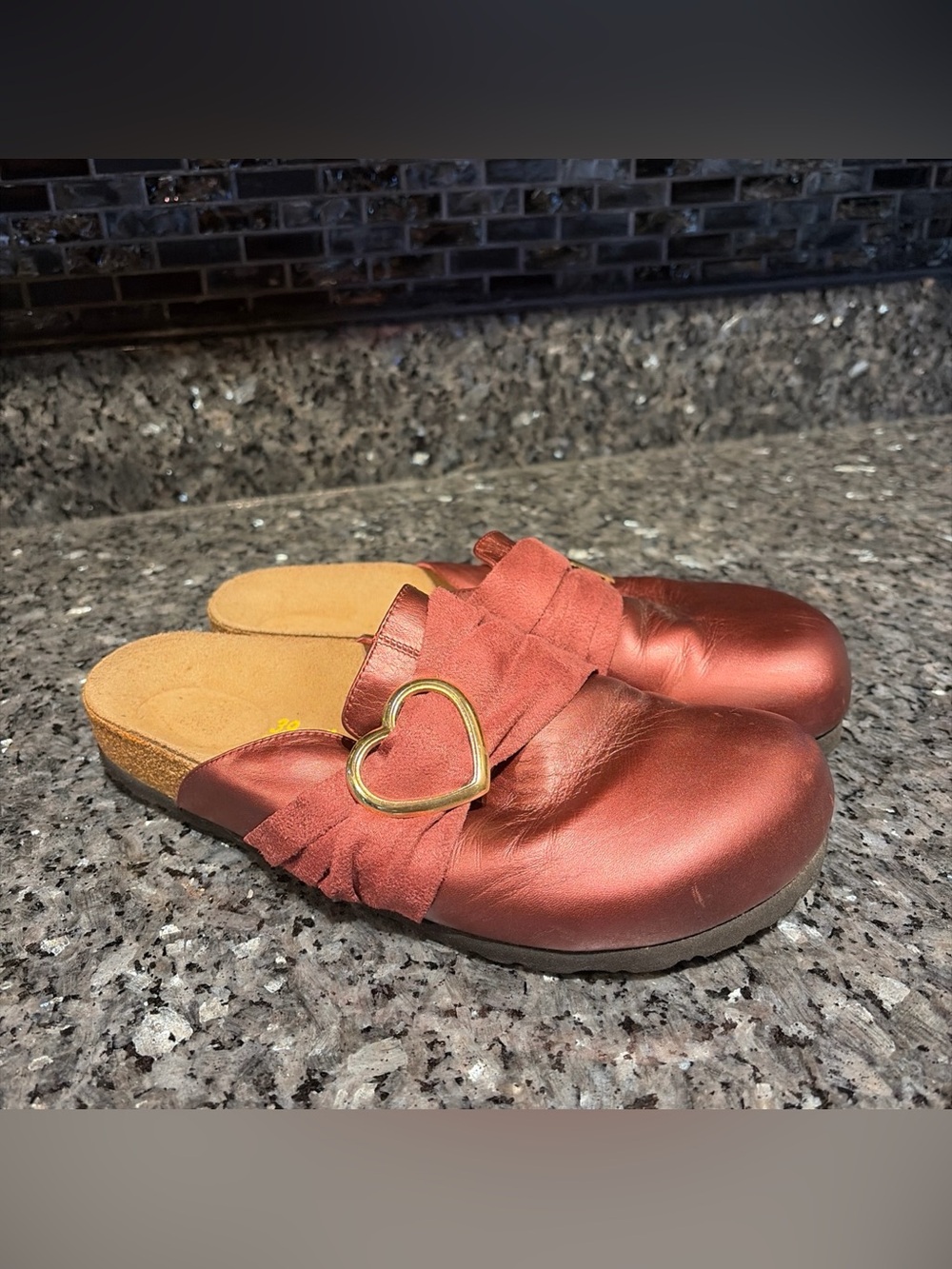 Birkenstock Tatami Red Heart Leather Comfort Clog Slip On Shoes Size 39 US 8